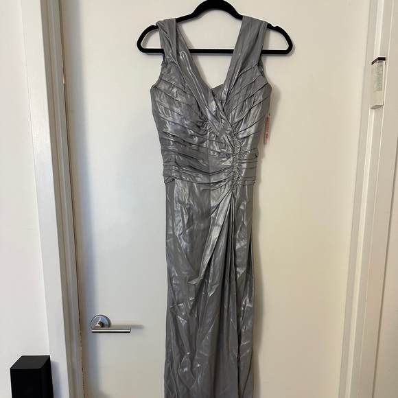 RENE RUIZ custom made silver gown with built in bustier - Picture 2 of 2